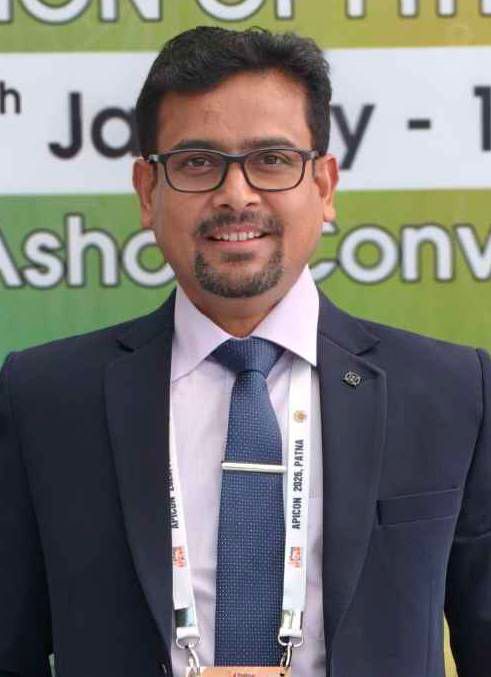 Dr Tridip Das
